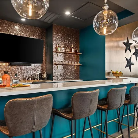 The Songbird-luxury Penthouse Steps To Broadway * Nashville