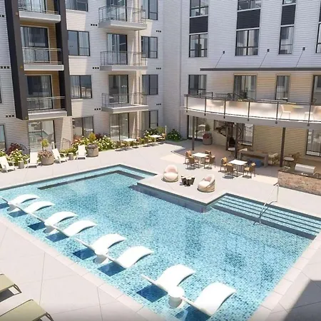 Landing Beautiful 2Bd Gym Courtyard