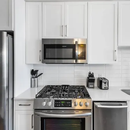 Lux In The Gulch Walkable Stay, Parking Apartment Nashville