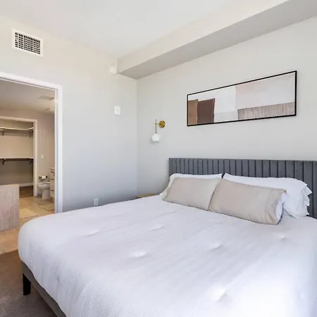 Skyline Views Gulch For 2, Private Balcony