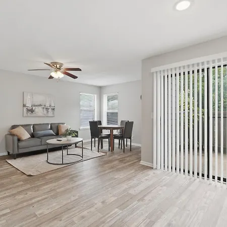 Roomy With Modern Features *