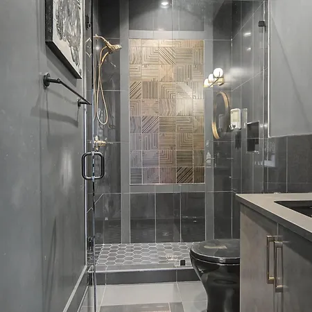 Modern Oasis Downtown Skyline View Prime *