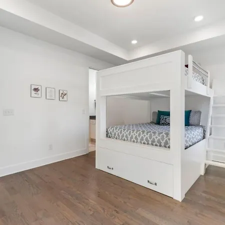 Ave Sleeps 8 2 Master Huge Parking Nashville