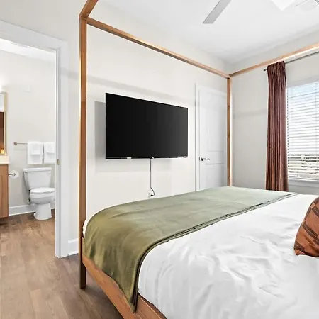 Modern 2br W 2 King Beds Near Broadway Apartment Nashville