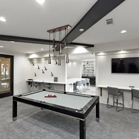 Midtown - 5 Min To Broadway - Free Secured Parking - Pool * Nashville