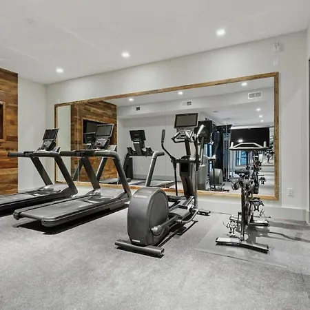 Landing Beautiful 2Bd Gym Courtyard * Nashville