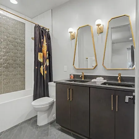 Modern Oasis Downtown Skyline View Prime *