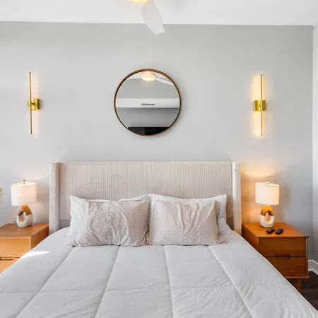 Lux In The Gulch Walkable Stay, Parking Nashville