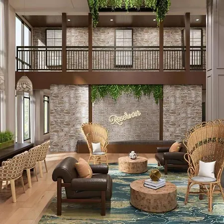 Landing Beautiful 2Bd Gym Courtyard * Nashville