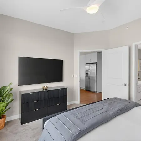 Broadway Views Lux Gulch Condo+ Private Balcony Nashville