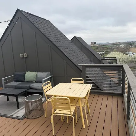 Rooftop Skyline View-close To Broadway-sleeps 8