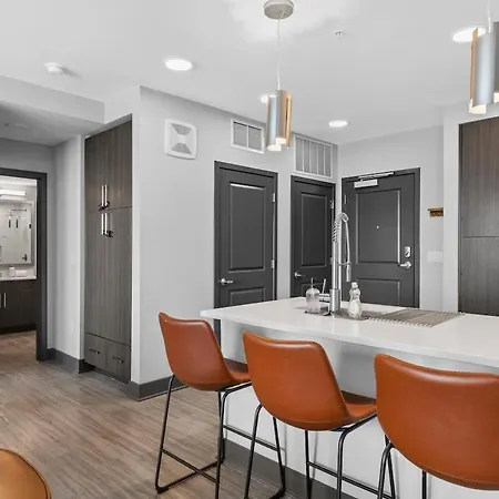 Stylish 2br Near Sylvan Park- Music Views Apartment Nashville