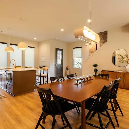 Noa | Pool, Sauna & Firepit Vibes Apartment Nashville