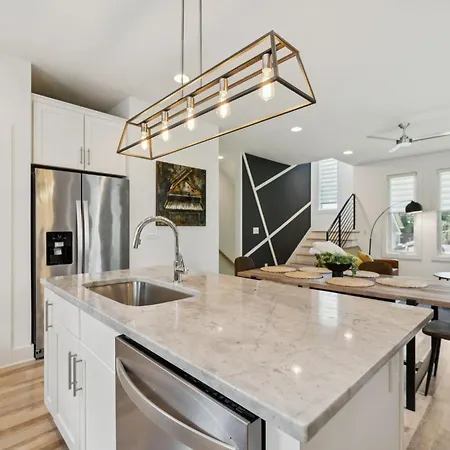 Modern Townhouse Close To Broadway Apartment Nashville