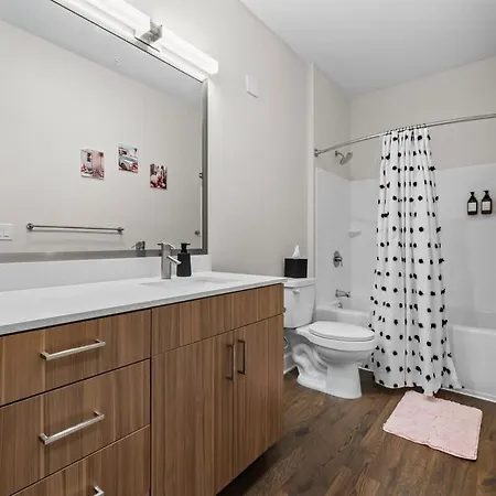 Apartment Glam 2br Walk To Broadway & The Gulch Nashville