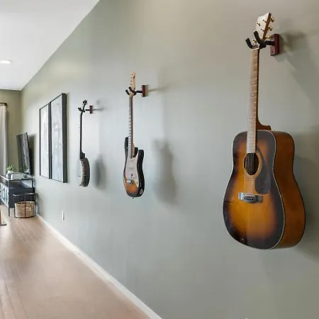 Luxury Downtown Riverview With Garage And Two Balconies Apartment Nashville