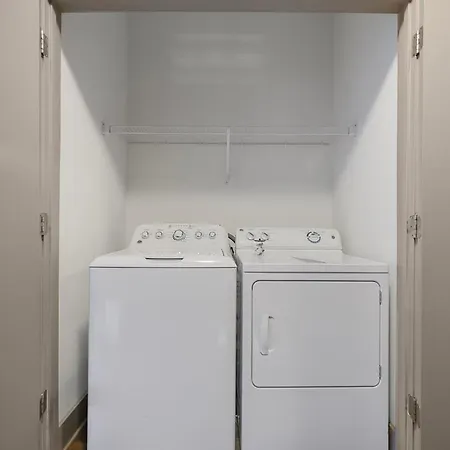 Apartment The Midnight Parthenon - 5 Min To Broadway - Midtown *