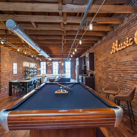 The Library-downtown Luxury Penthouse Printers Alley Steps To Broadway * Nashville