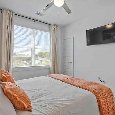 Apartment Retronash Penthouse Sleeps 7 Terrace Downtown View