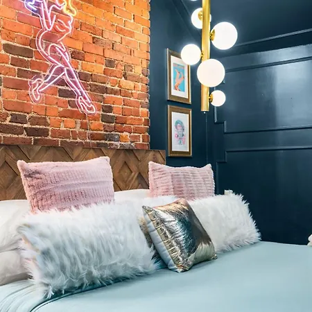 The Velvet Vault-luxury Downtown Loft With River View & Walk To Broadway * Nashville