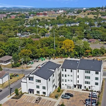 Retronash Penthouse Sleeps 7 Terrace Downtown View *