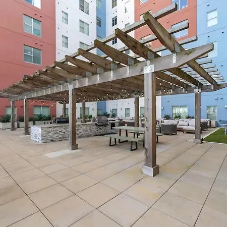 2br Near Broadway W Fireplace & Pool * Nashville