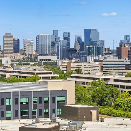 Apartment Stylish 2br W Skyline Views *