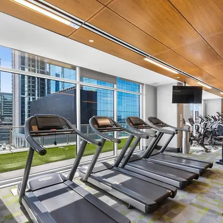 Luxury Pool, Gym, Views + Free Parking * Nashville