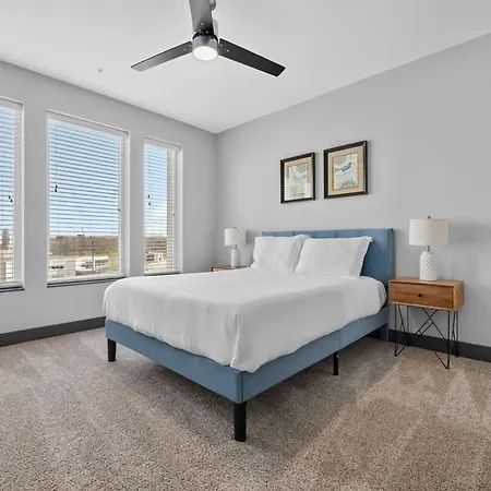 Stylish 2br Near Sylvan Park- Music Views Apartment