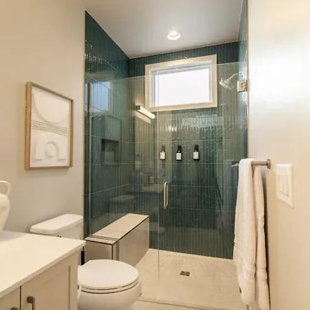 Apartment Bachelorette Dream | 2 Units | 8 Kings + 8 Baths Nashville