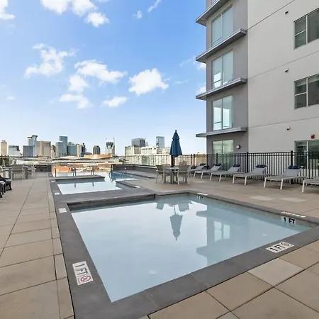 Glam 2br Walk To Broadway & The Gulch Nashville