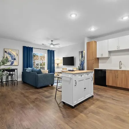 Apartment Spacious 2br N Gulch Walk To Broadway & Rooftops