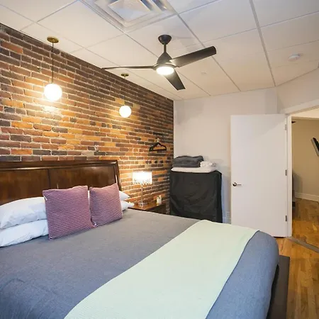 Holiday home The Library-downtown Luxury Penthouse Printers Alley Steps To Broadway *