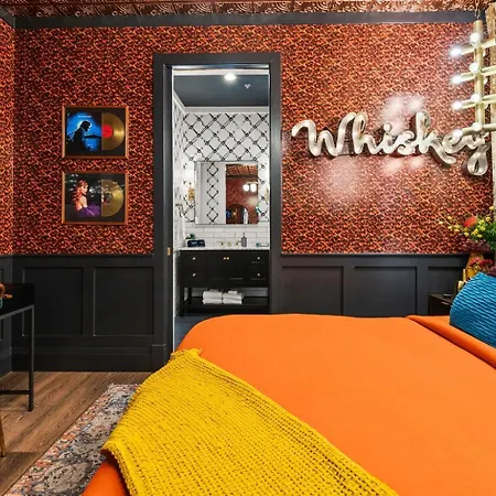 The Velvet Vault-luxury Downtown Loft With River View & Walk To Broadway Holiday home *