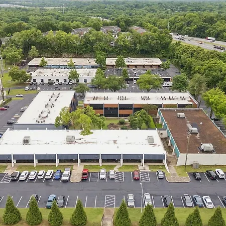 Spacious Near Downtown & Bna Apartment