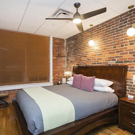 Holiday home The Library-downtown Luxury Penthouse Printers Alley Steps To Broadway Nashville