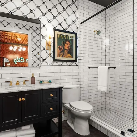 The Velvet Vault-luxury Downtown Loft With River View & Walk To Broadway *