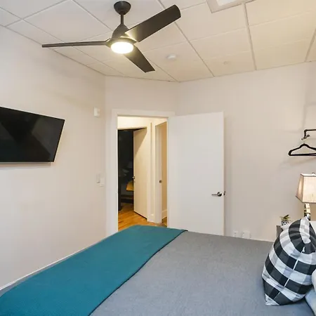 The Library-downtown Luxury Penthouse Printers Alley Steps To Broadway * Nashville