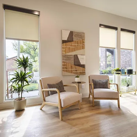 Apartment Escape | Pool, Sauna & Rooftop Views Nashville