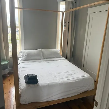 Rooftop Skyline View-close To Broadway-sleeps 8 Nashville