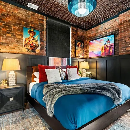 Holiday home The Velvet Vault-luxury Downtown Loft With River View & Walk To Broadway Nashville
