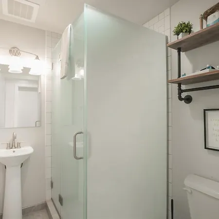 Holiday home The Library-downtown Luxury Penthouse Printers Alley Steps To Broadway Nashville