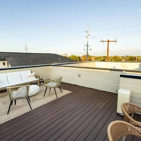 Bachelorette Dream | 2 Units | 8 Kings + 8 Baths *