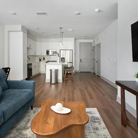 Apartment Landing Beautiful 2Bd Gym Courtyard Nashville