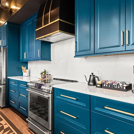 The Songbird-luxury Penthouse Steps To Broadway