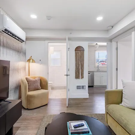1705 State Street 5*