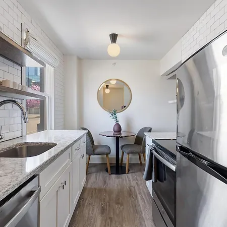 Hotel 1705 State Street