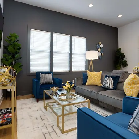 Holiday home Twin Townhomes - 8br Sleeps 24 Near Dt