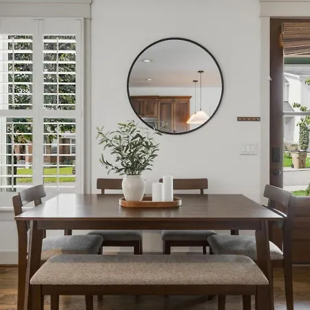 Sylvan Park With Fenced-in Yard, Porch, And Parking Holiday home Nashville