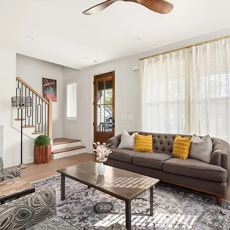 Germantown Gem 4br | Sleeps 10 | Minutes To Downtown Nashville